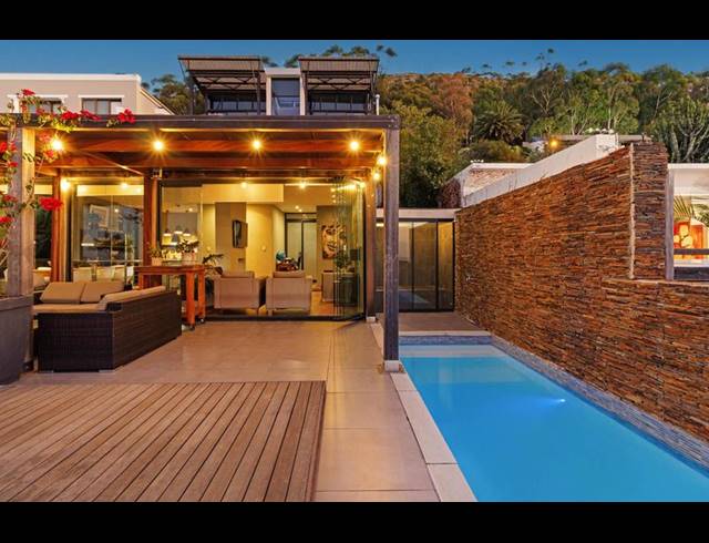 4 BEDROOM HOUSE FOR SALE IN GREEN POINT